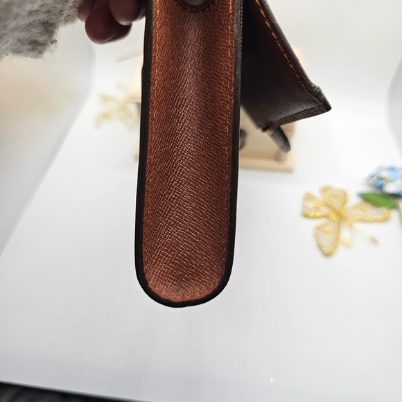 Authentic Preloved LV Arche Waist Bag in good condition (belt not included? - Picture 7 of 14